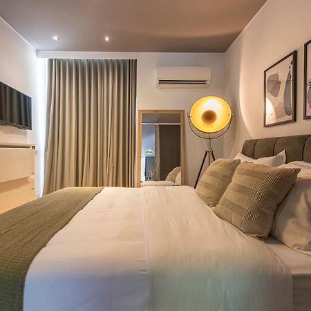 Апартаменти Phaedrus Living: Luxury Flat Vouliagmeni Афіни Екстер'єр фото