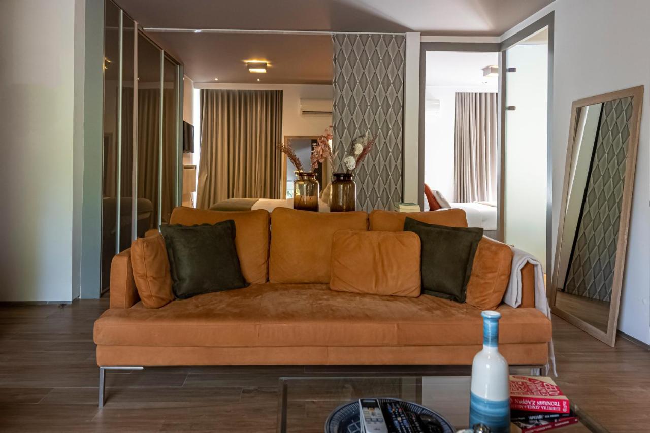 Апартаменти Phaedrus Living: Luxury Flat Vouliagmeni Афіни Екстер'єр фото